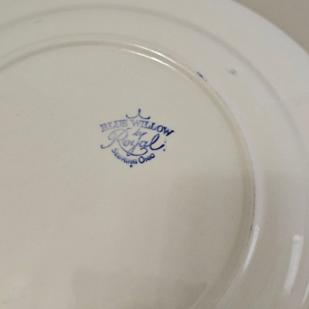 Royal USA Blue Willow Dinner Plates Salad Bowl lot Ironstone transferware Chinoi - Picture 8 of 13